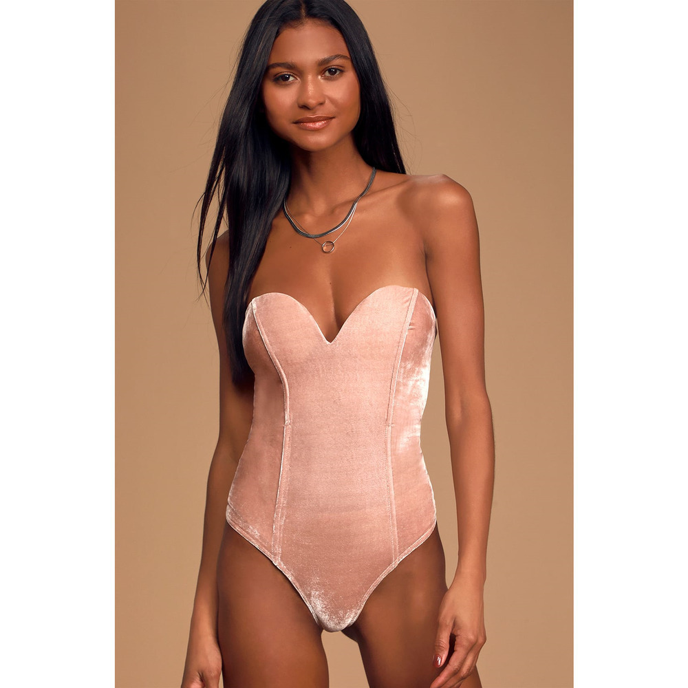 Lulus Luxurious Life Bodysuit Velvet Strapless Blush Pink NWT XS